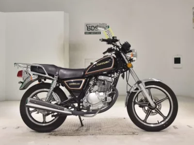 Suzuki GN125-2F