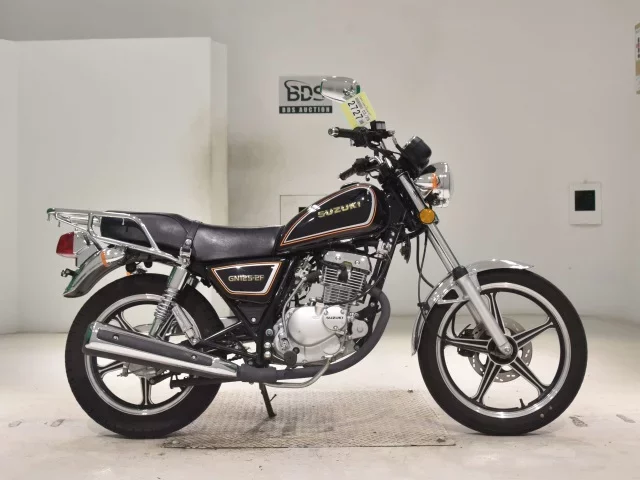 Suzuki GN125-2F