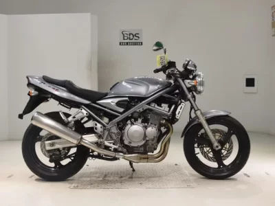 Suzuki BANDIT250-2
