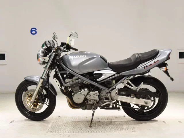 Suzuki BANDIT250-2