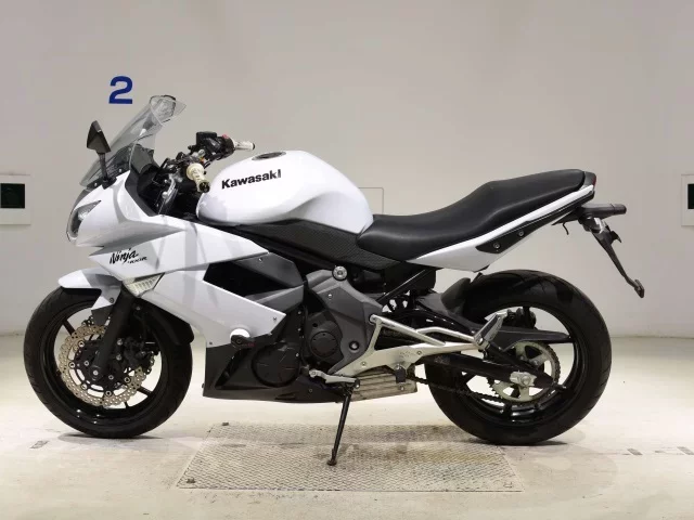 Kawasaki NINJA400R