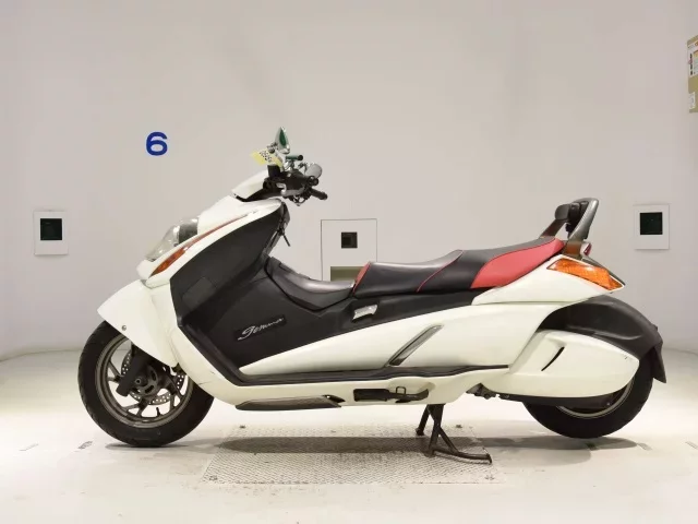 Suzuki GEMMA250