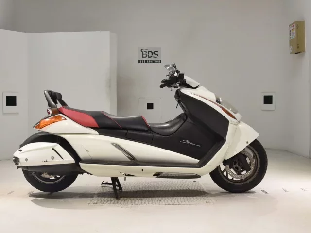 Suzuki GEMMA250