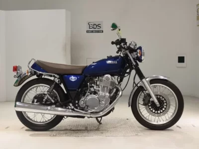 Yamaha SR400-5