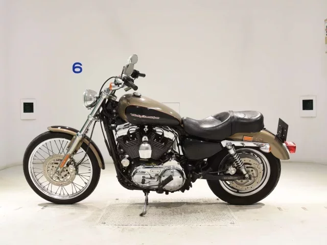 Harley-Davidson HARLEY XL1200C