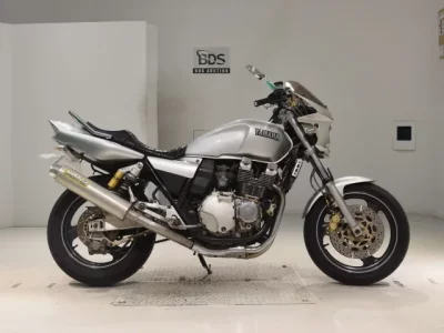 Yamaha XJR400R-2