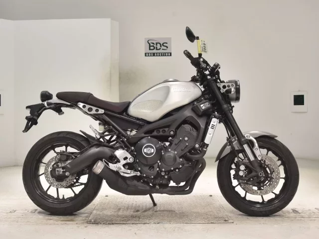 Yamaha XSR900
