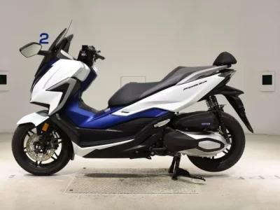 Honda FORZA -5