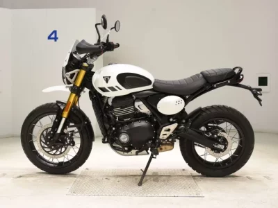 Triumph TRIUMPH SCRAMBLER 400XC