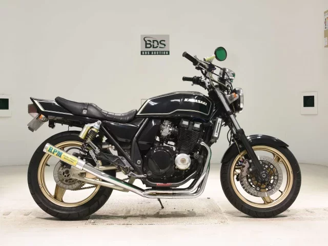 Kawasaki ZRX400