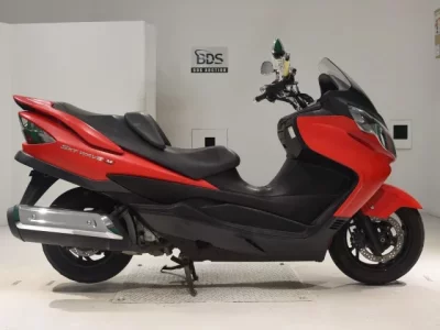Suzuki SKYWAVE 250M