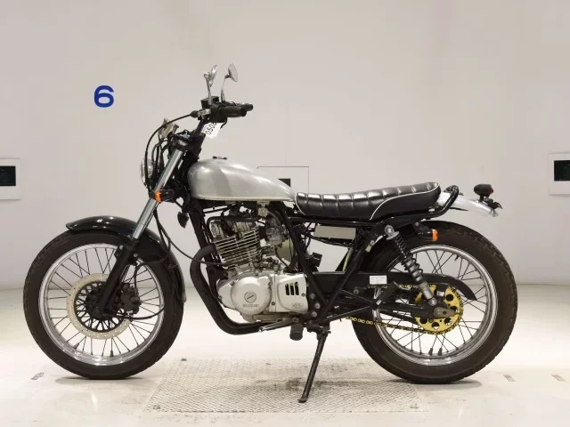 Suzuki GLASS TRACKER BIG BOY