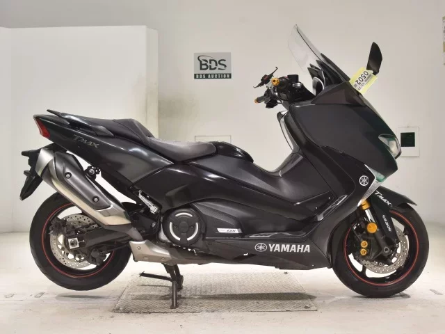 Yamaha T-MAX530DX