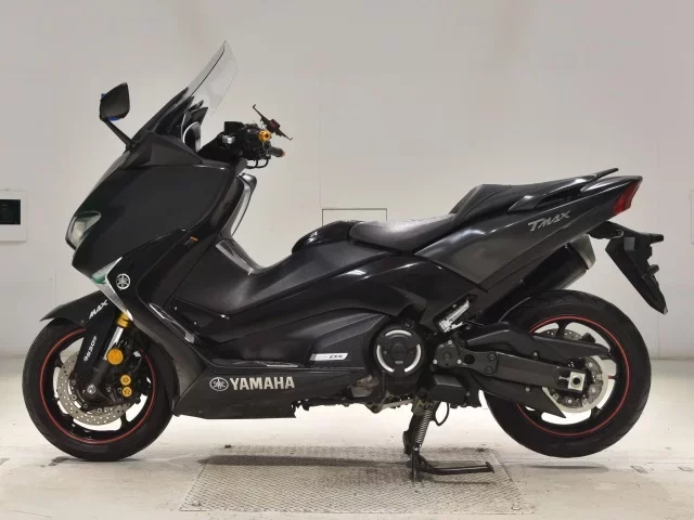 Yamaha T-MAX530DX