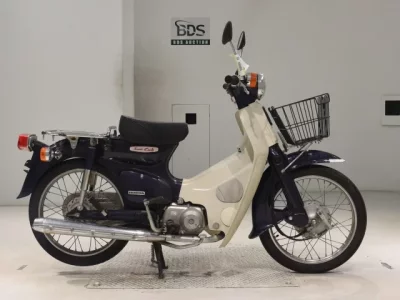 Honda C90