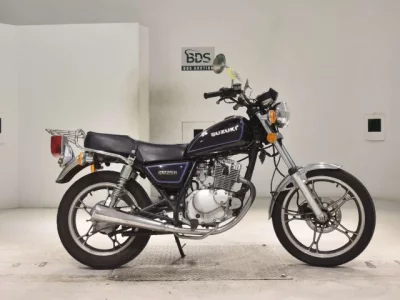 Suzuki GN125H