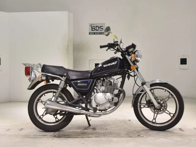 Suzuki GN125H