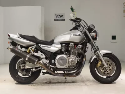 Yamaha XJR1300