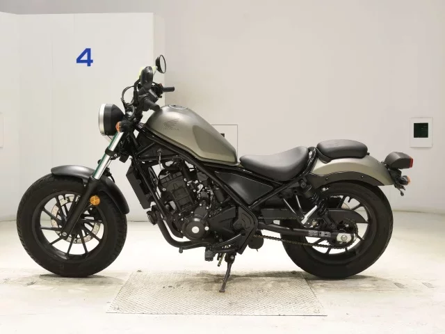 Honda REBEL
