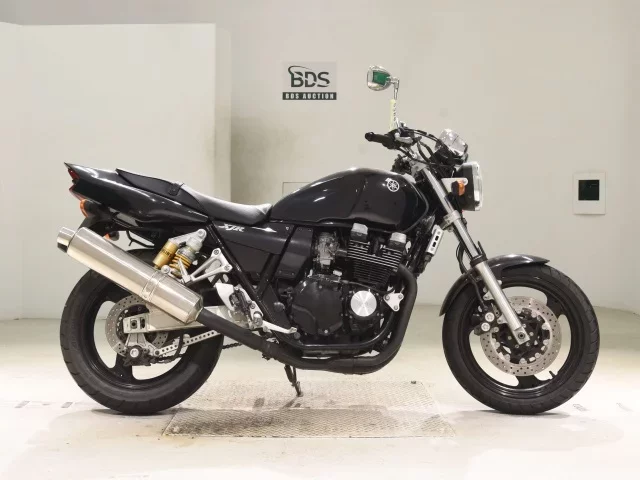 Yamaha XJR400R-3