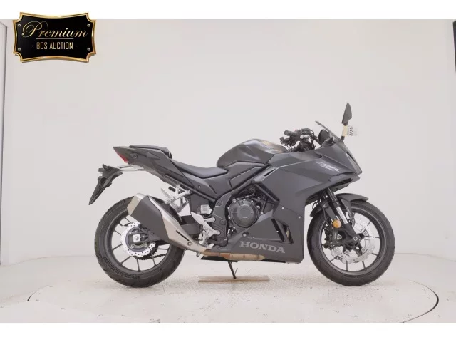Honda CBR400R-3