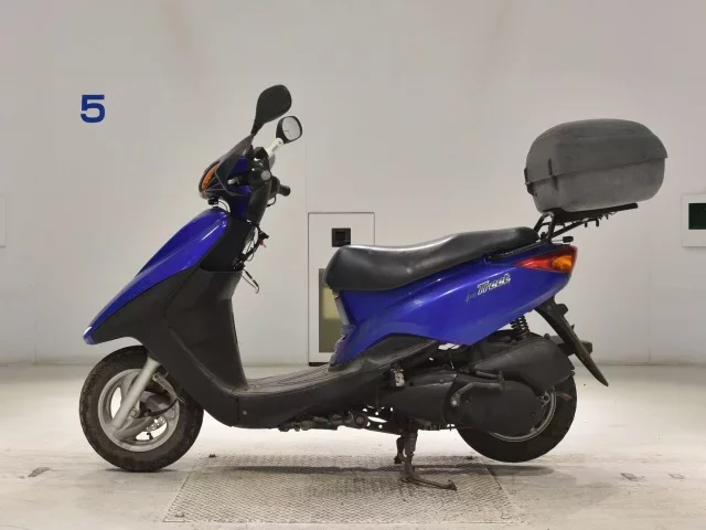 Yamaha AXIS125