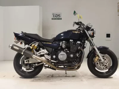 Yamaha XJR1200