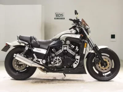 Yamaha V-MAX