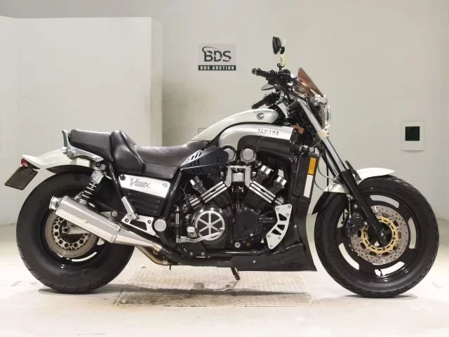 Yamaha V-MAX