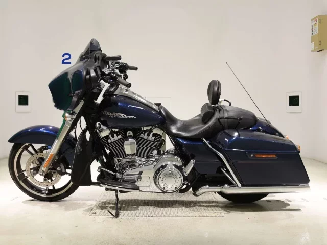 Harley-Davidson HARLEY FLHX1690