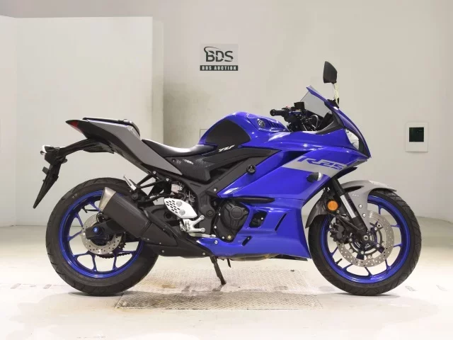 Yamaha YZF-R25A