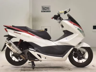 Honda PCX125-2