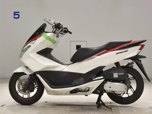 Honda PCX125-2
