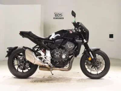 Honda CB1000R-2