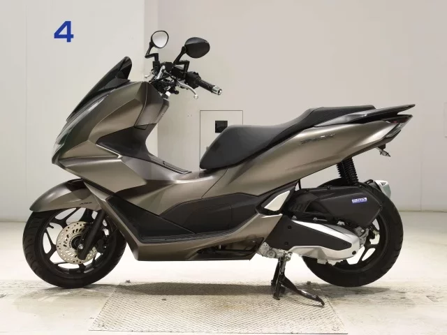 Honda PCX125-4