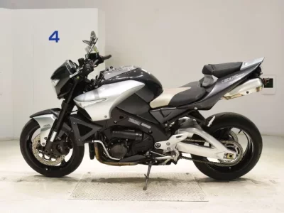 Suzuki B-KING