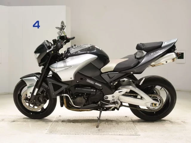 Suzuki B-KING