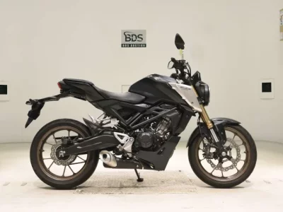 Honda CB125R-2