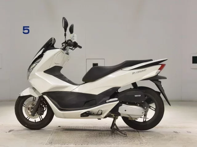 Honda PCX125-2