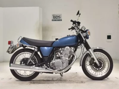 Yamaha SR400-5