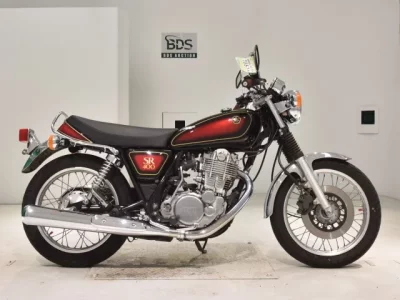 Yamaha SR400-4