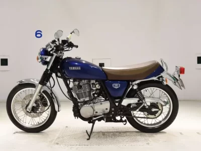 Yamaha SR400-5