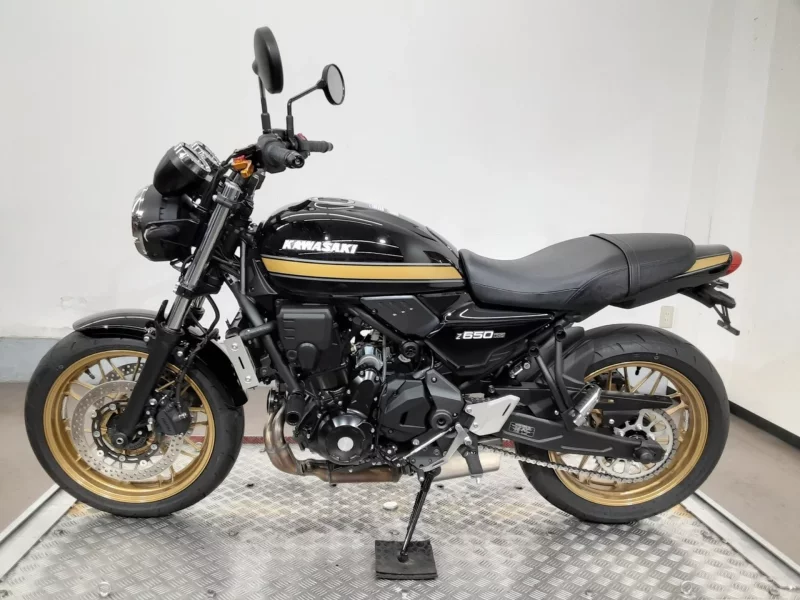Kawasaki Z650RS