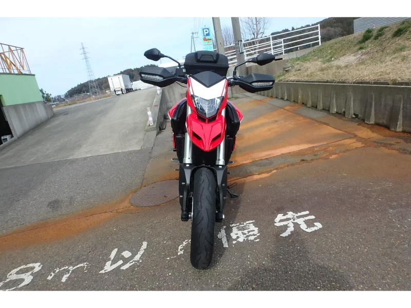 Ducati DUCATI HYPERMOTARD 939