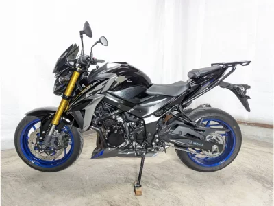 Suzuki GSX-S750