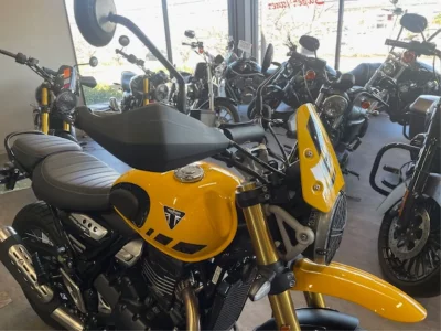 Triumph TRIUMPH SCRAMBLER 400XC