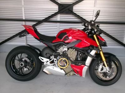 Ducati DUCATI STREET FIGHTER V4S