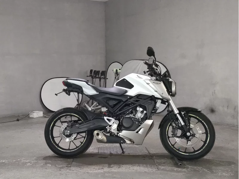 Honda CB125R