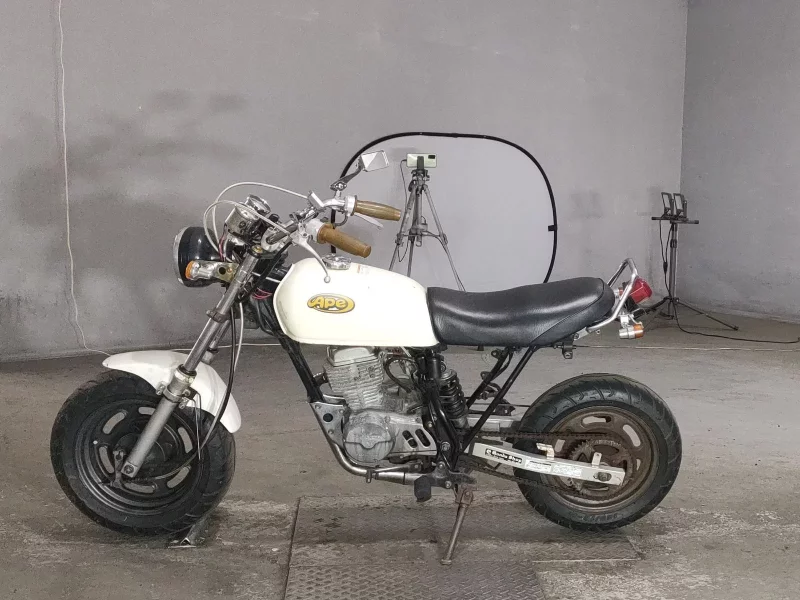Honda APE50