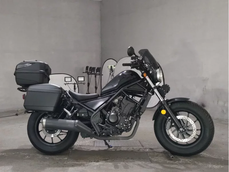 Honda REBEL